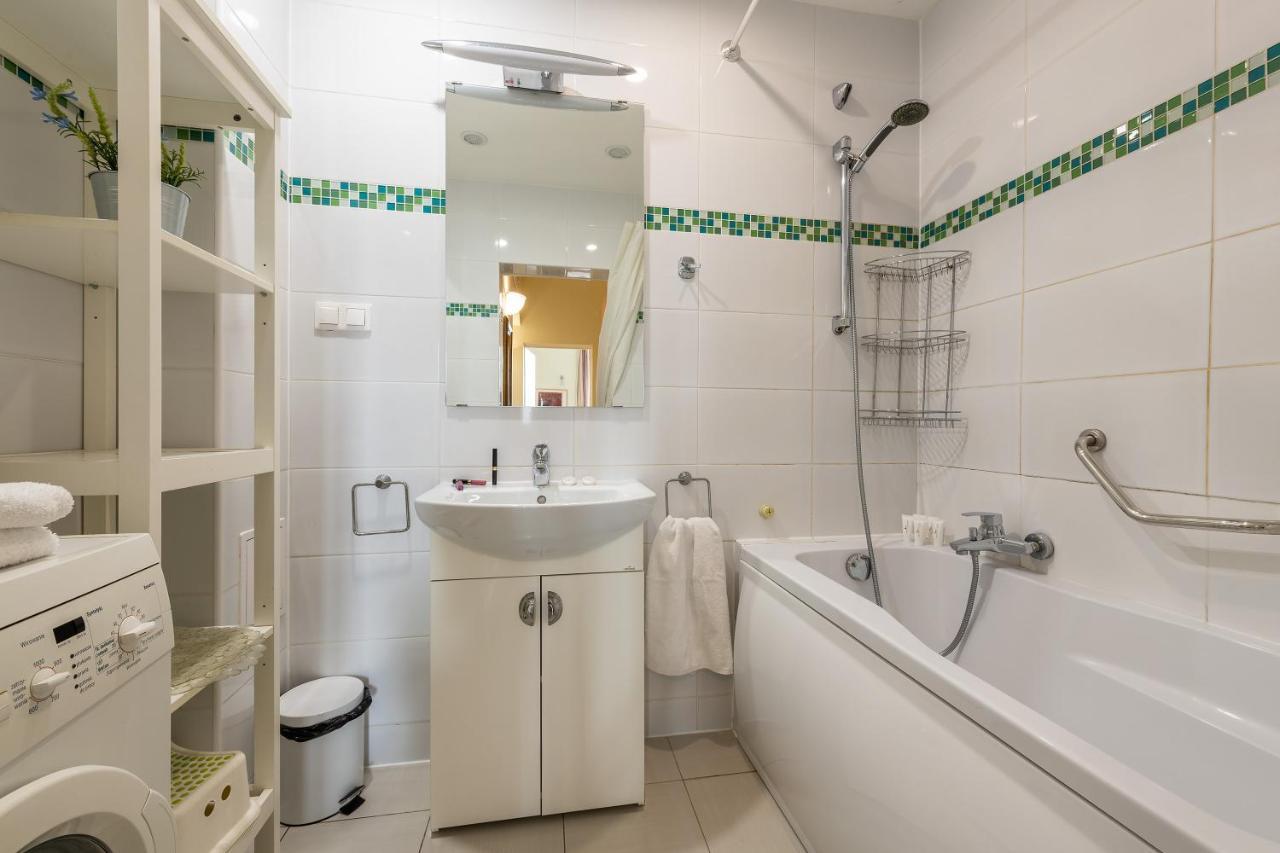 Two Bedroom Apartment For 6 People Βαρσοβία Εξωτερικό φωτογραφία